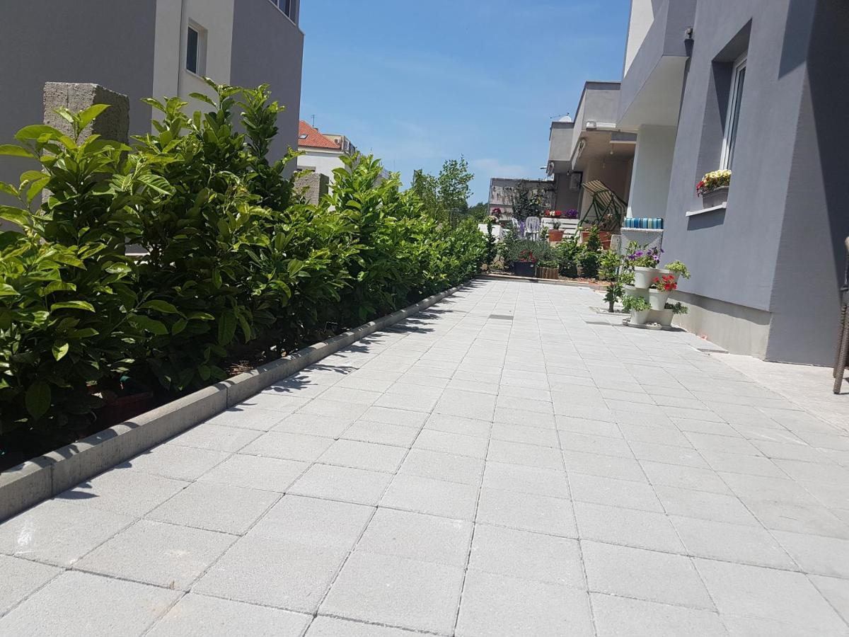 Apartments Marusic Makarska Esterno foto