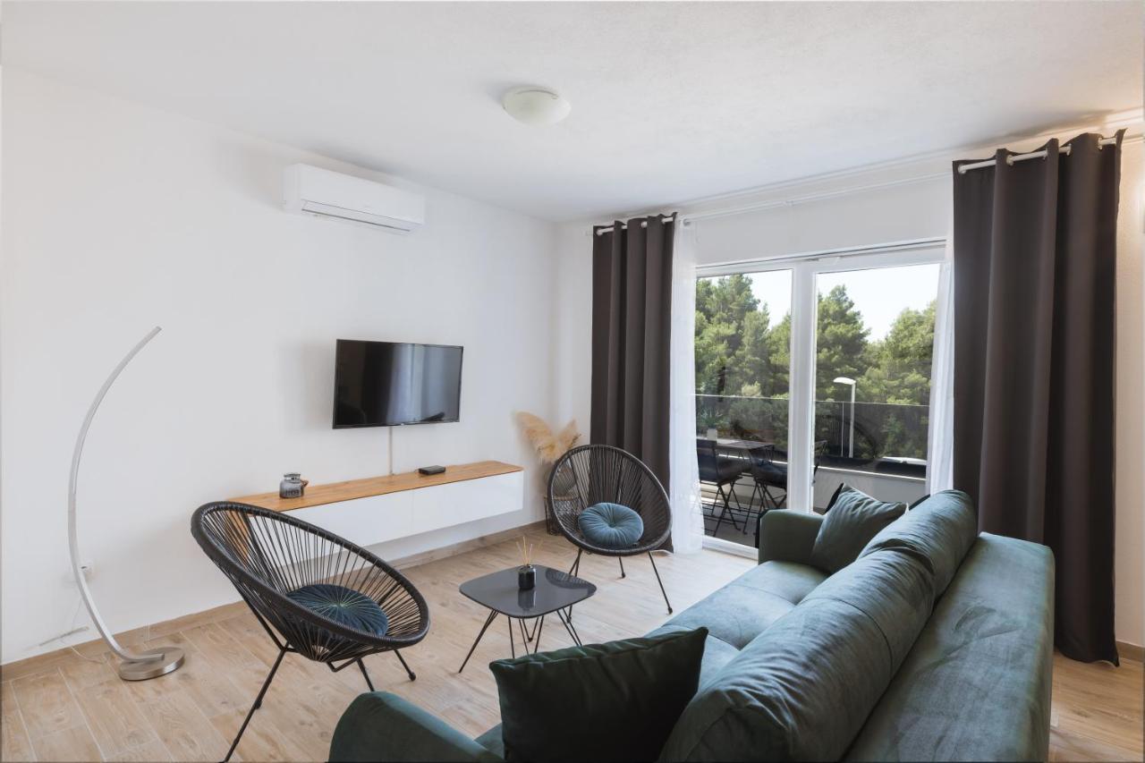 Apartments Marusic Makarska Esterno foto
