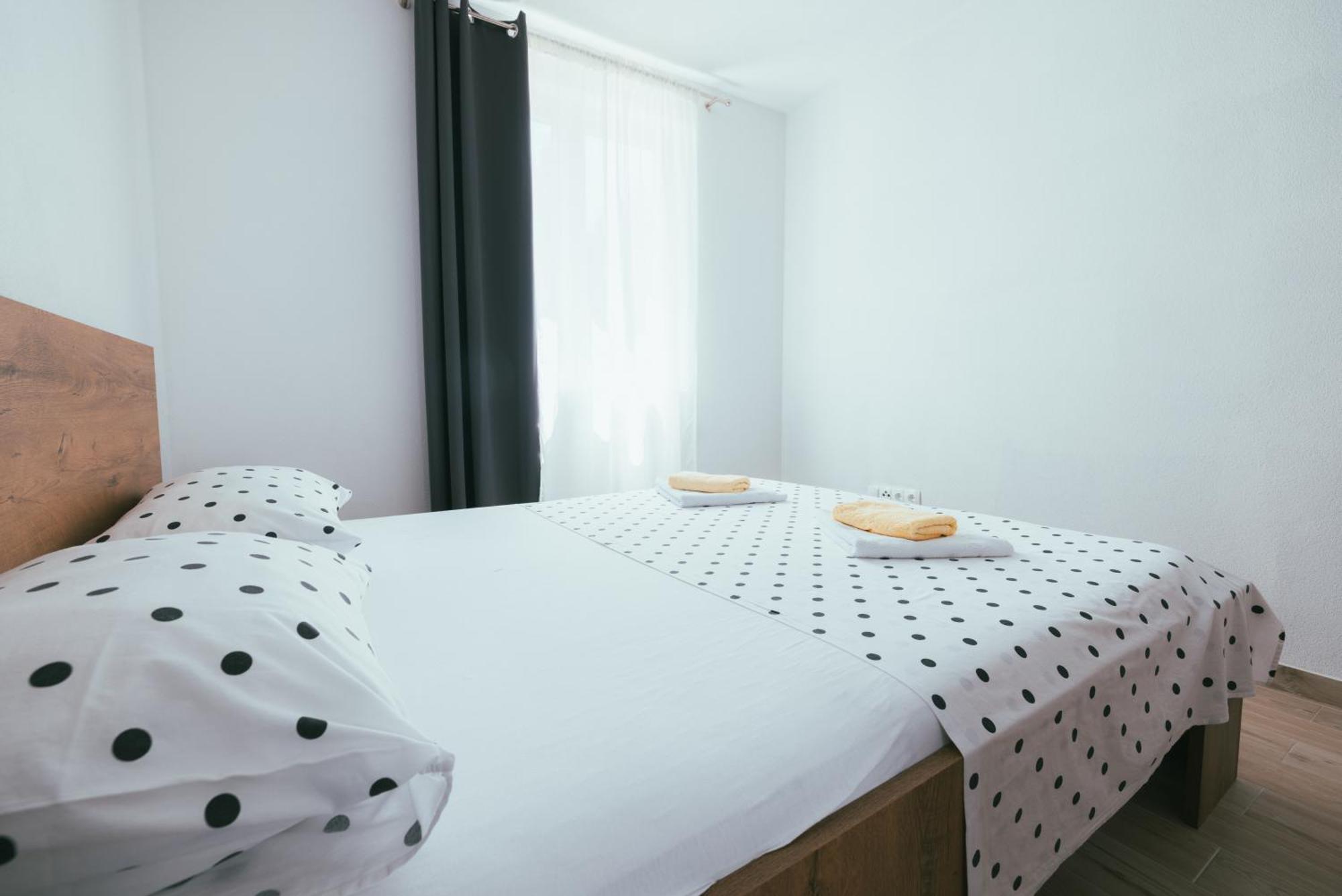 Apartments Marusic Makarska Esterno foto